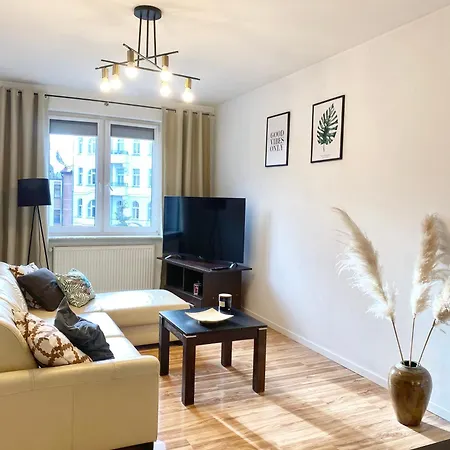 Plac 14- Przestronny 60 M2 W Centrum