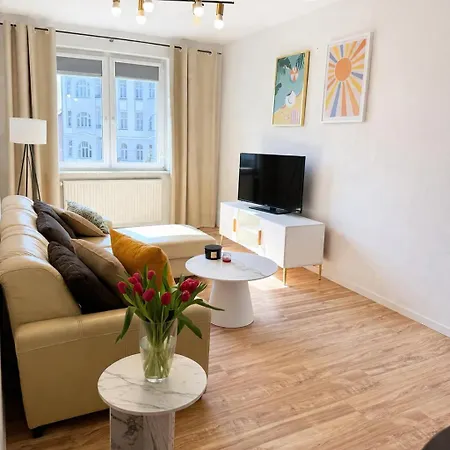 Apartment Plac 14- Przestronny 60 M2 W Centrum Swinemünde