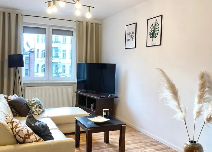 Plac 14- Przestronny 60 M2 W Centrum